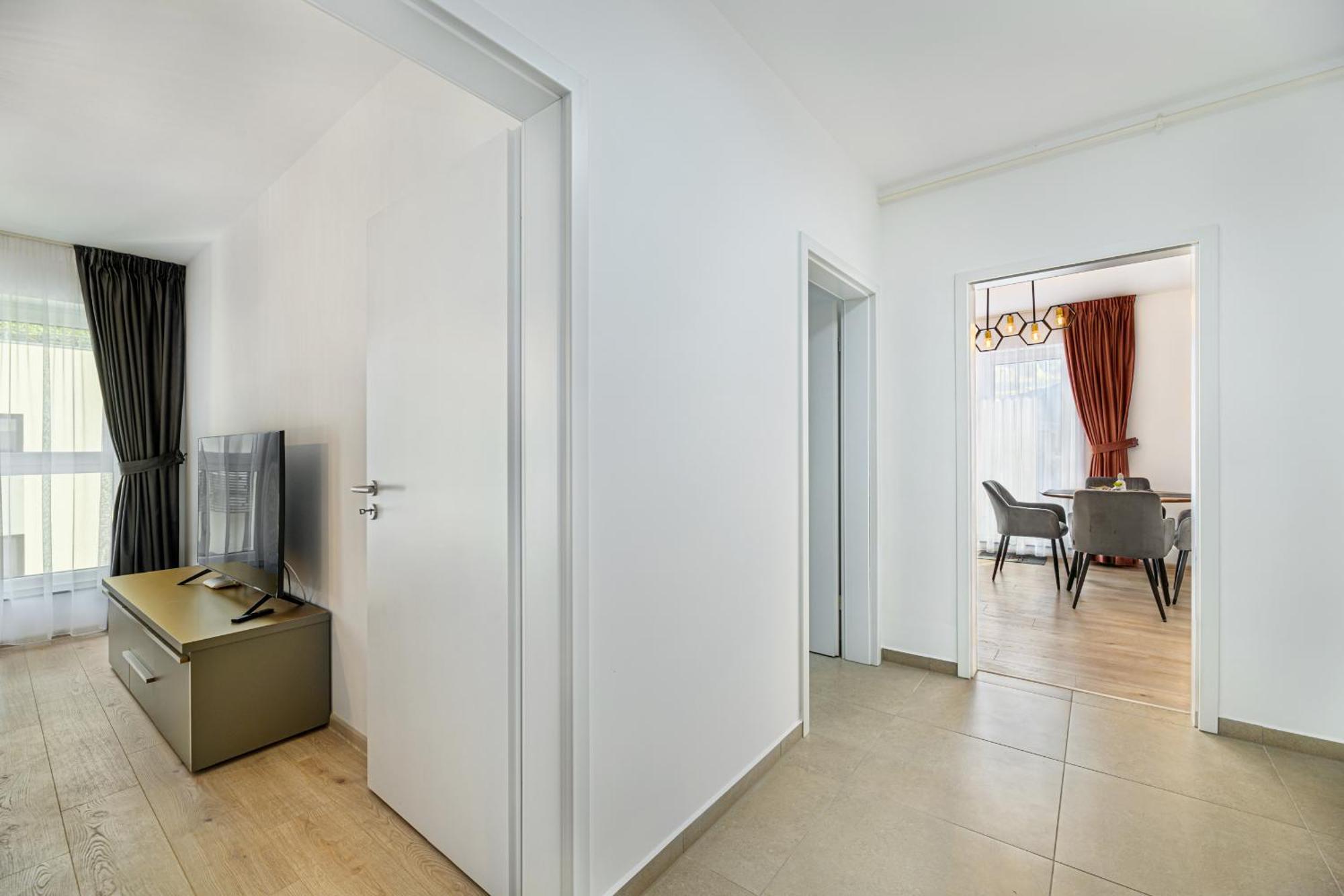 Luxury Landing Apartments Complex Qualis Брашов Экстерьер фото