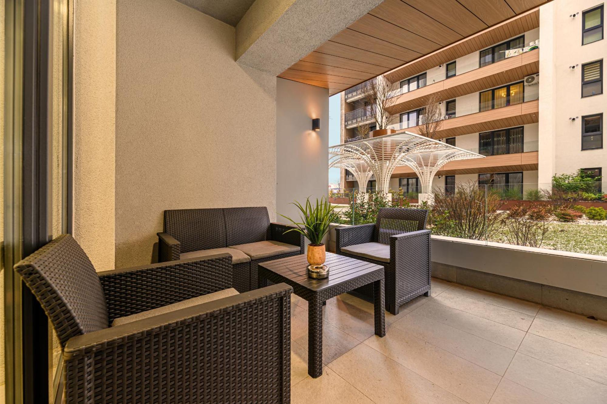 Luxury Landing Apartments Complex Qualis Брашов Экстерьер фото